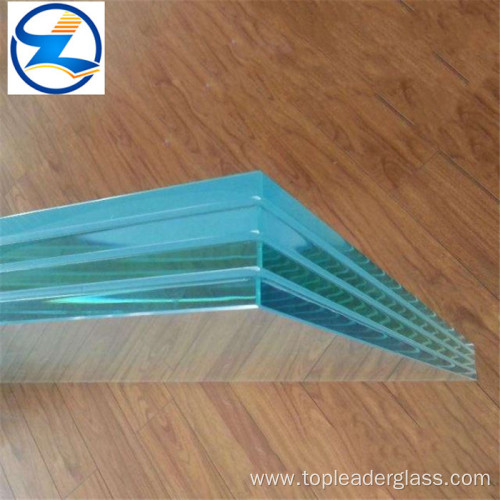 Laminated glass for building